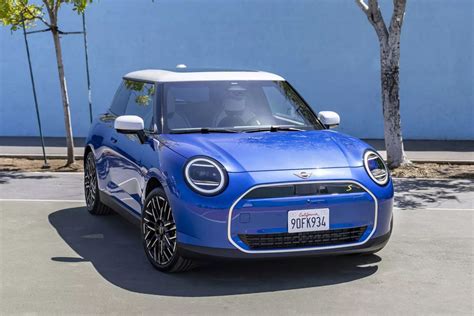 Mini.