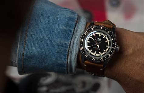 hodinkee.com.